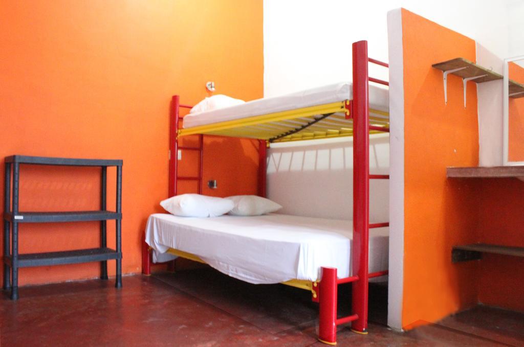Hostal Vive La Vida Playa del Carmen Ngoại thất bức ảnh