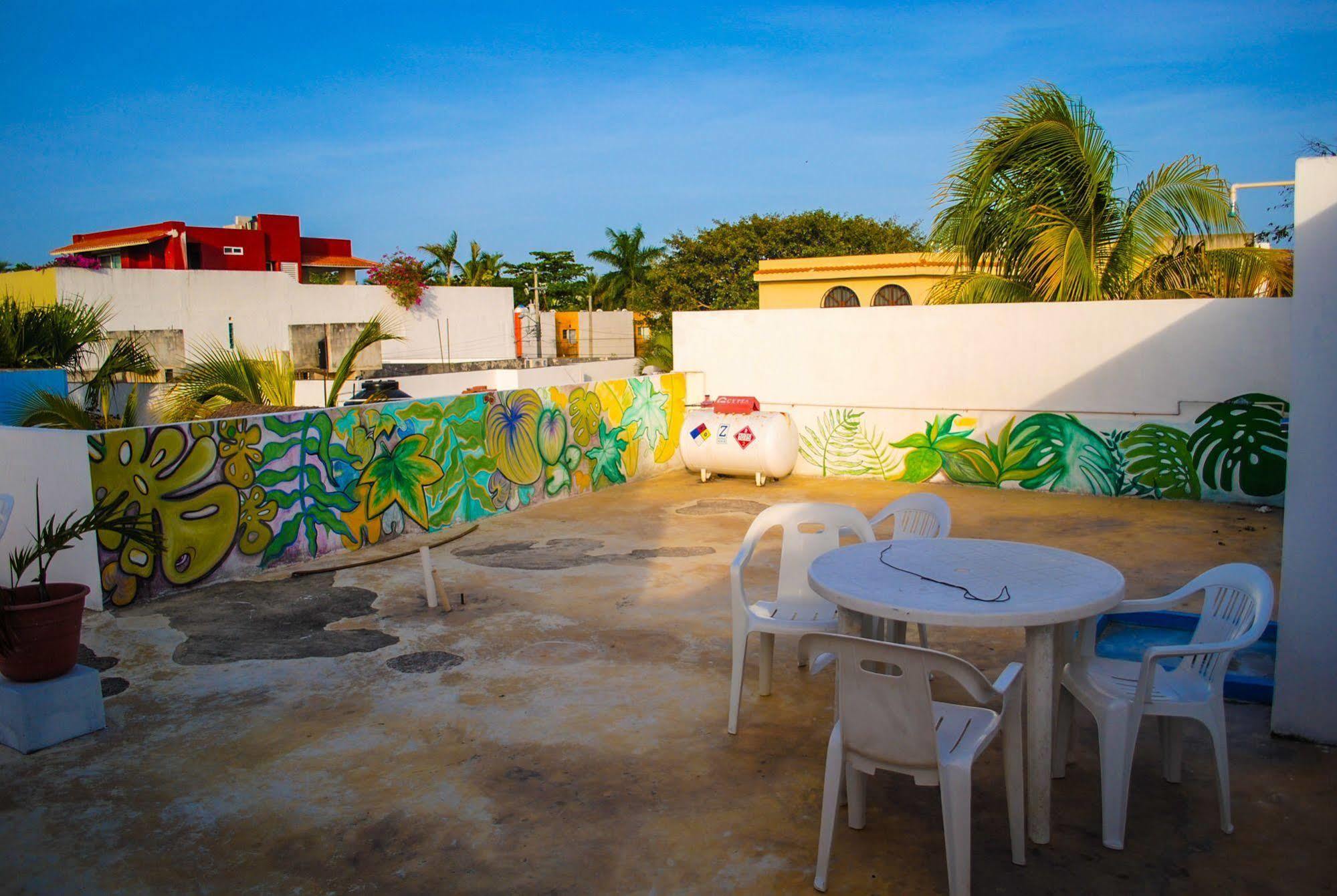 Hostal Vive La Vida Playa del Carmen Ngoại thất bức ảnh