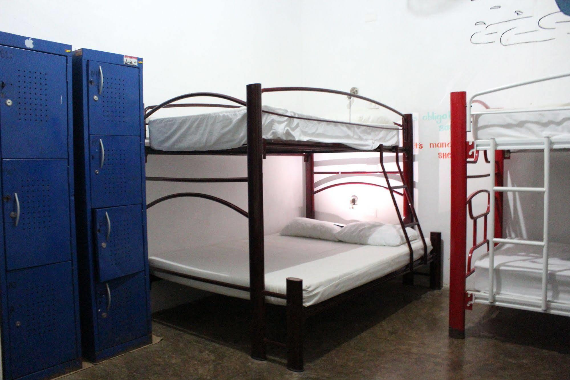 Hostal Vive La Vida Playa del Carmen Ngoại thất bức ảnh